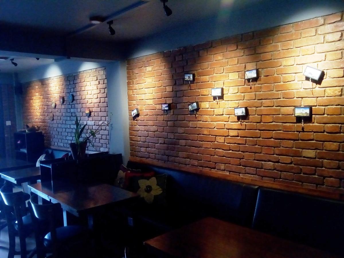 Cafe Beyond And Guest House Bhaktapur Bagian luar foto